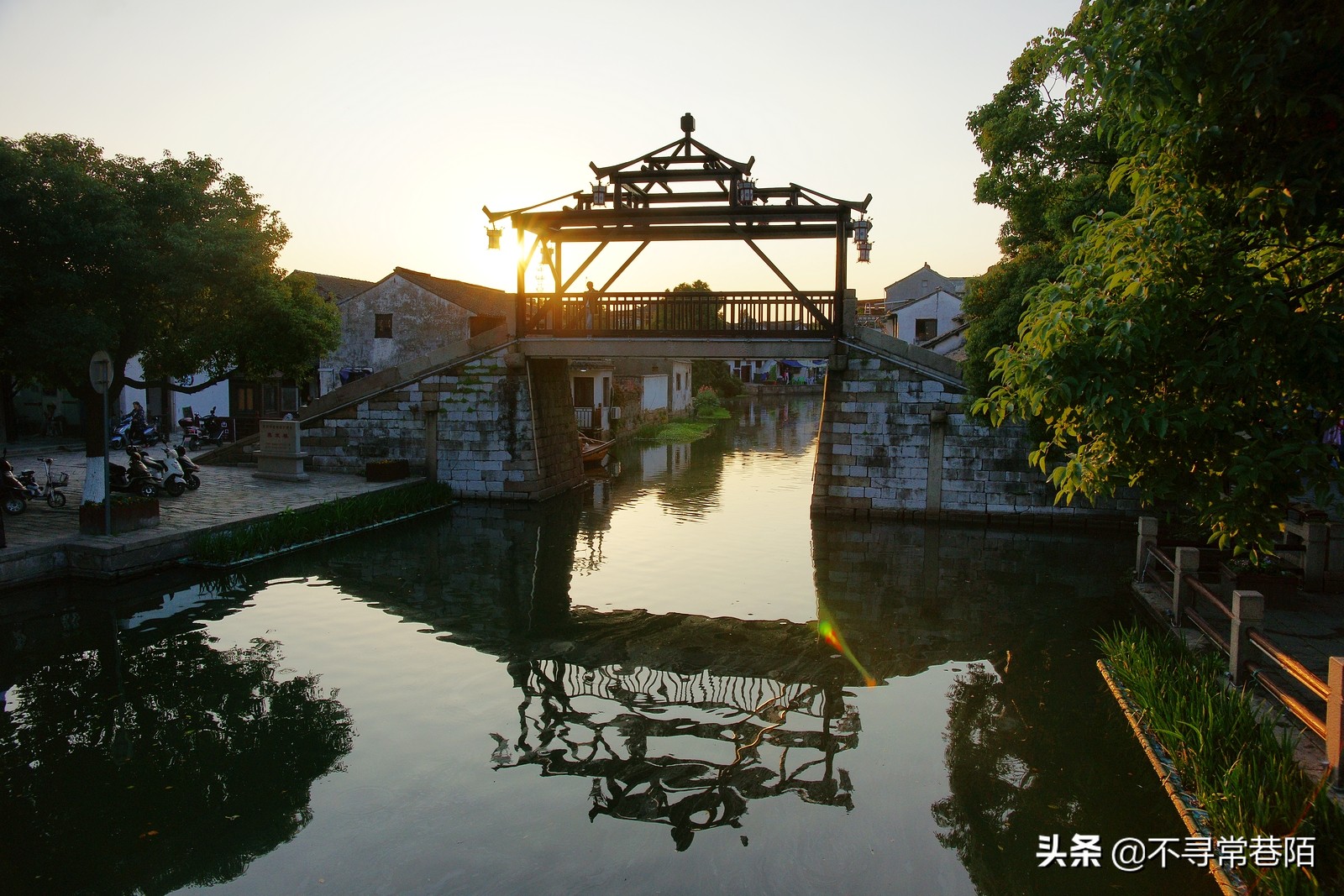 这里有许多历史悠久的古镇,从历史中走来的古镇