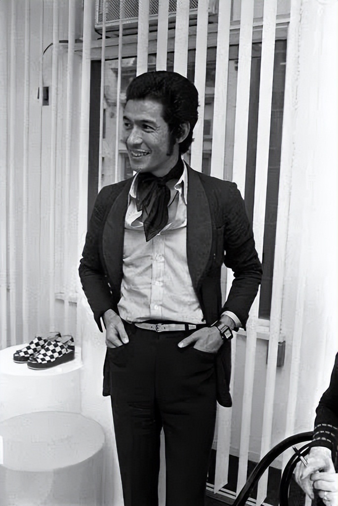 日本著名设计师三宅,纪念设计大师三宅一生