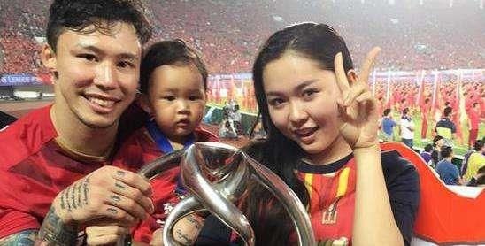 盘点了国足球员的老婆,国足队员美女妻子