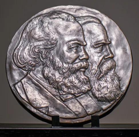 复旦哲学教授王德峰谈儒家和道家,复旦王德峰教授说他为啥读哲学