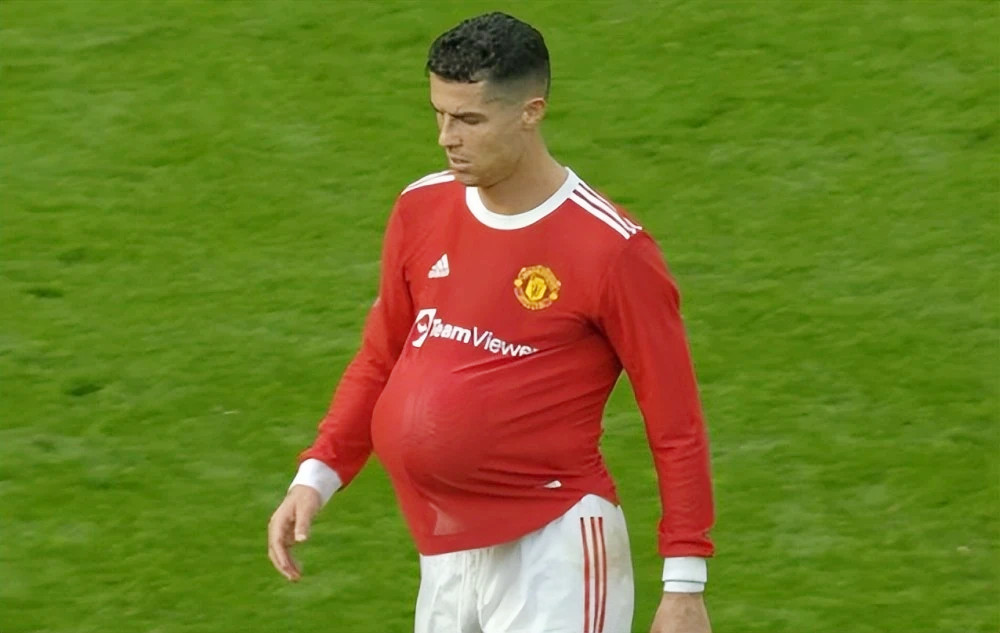 c罗痛失爱子是怎么回事,C罗龙凤胎儿子不幸夭折