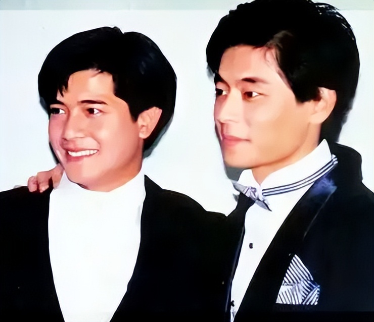 王杰未被毒哑前的嗓音,王杰消失了