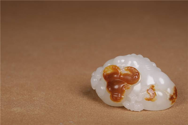 几百块钱能买到羊脂玉吗,两千块钱能买到羊脂玉吗