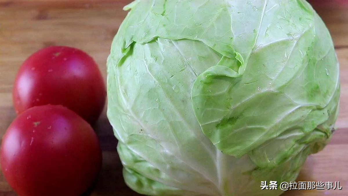 买包菜哪种最好,包菜挑结实好还是松散好