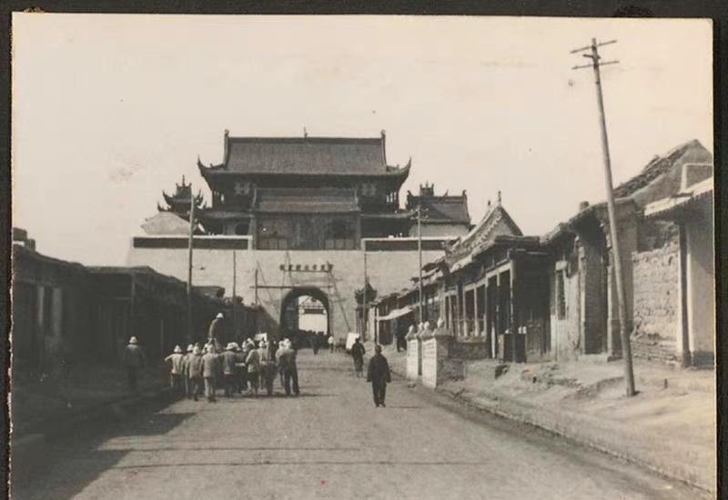 【晚清*楼青**秘影】*楼青**女丰乳肥臀，媚态撩人，风情尽显！