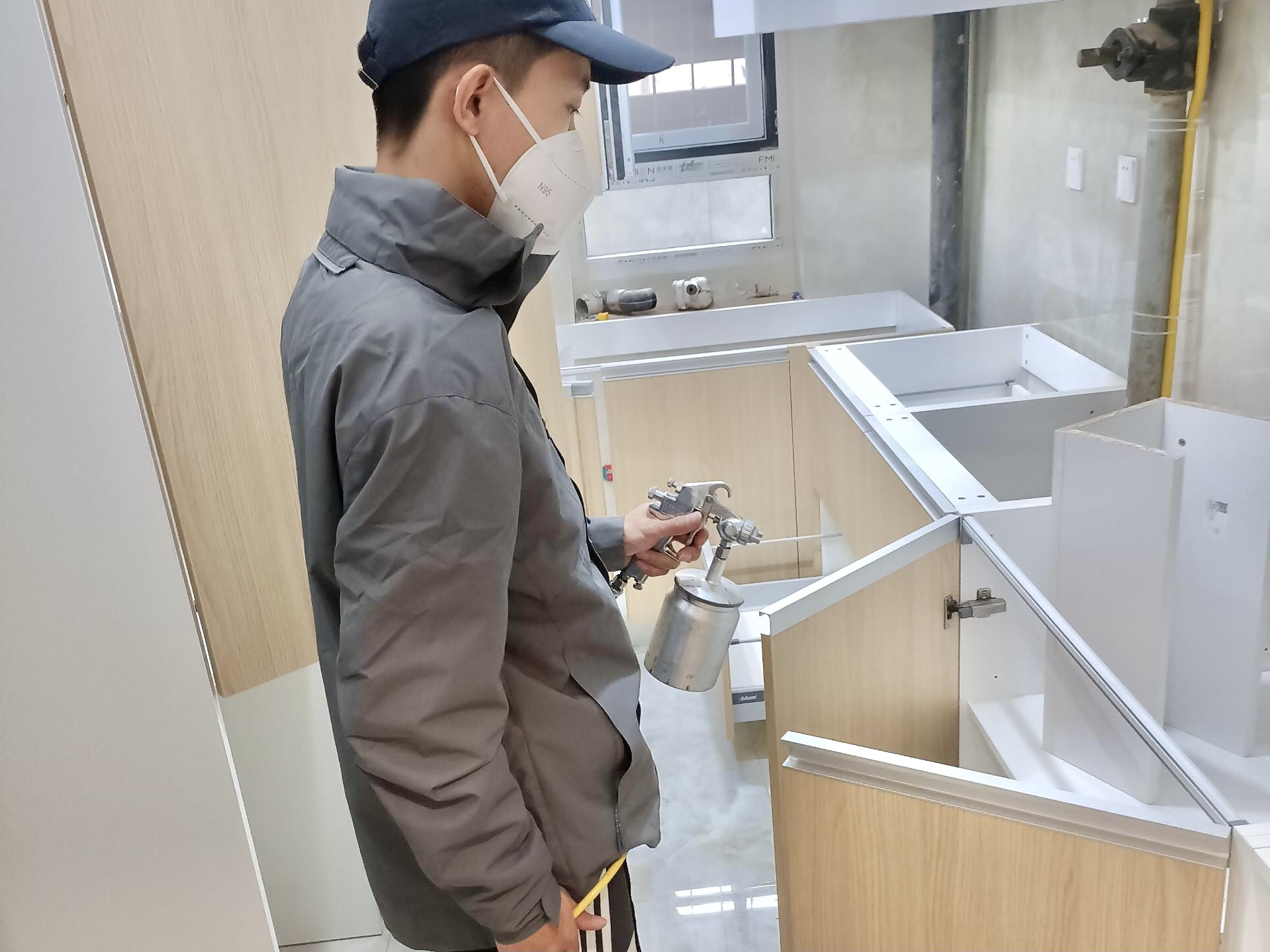 室内喷除甲醛药关窗户吗,室内除甲醛十大禁忌