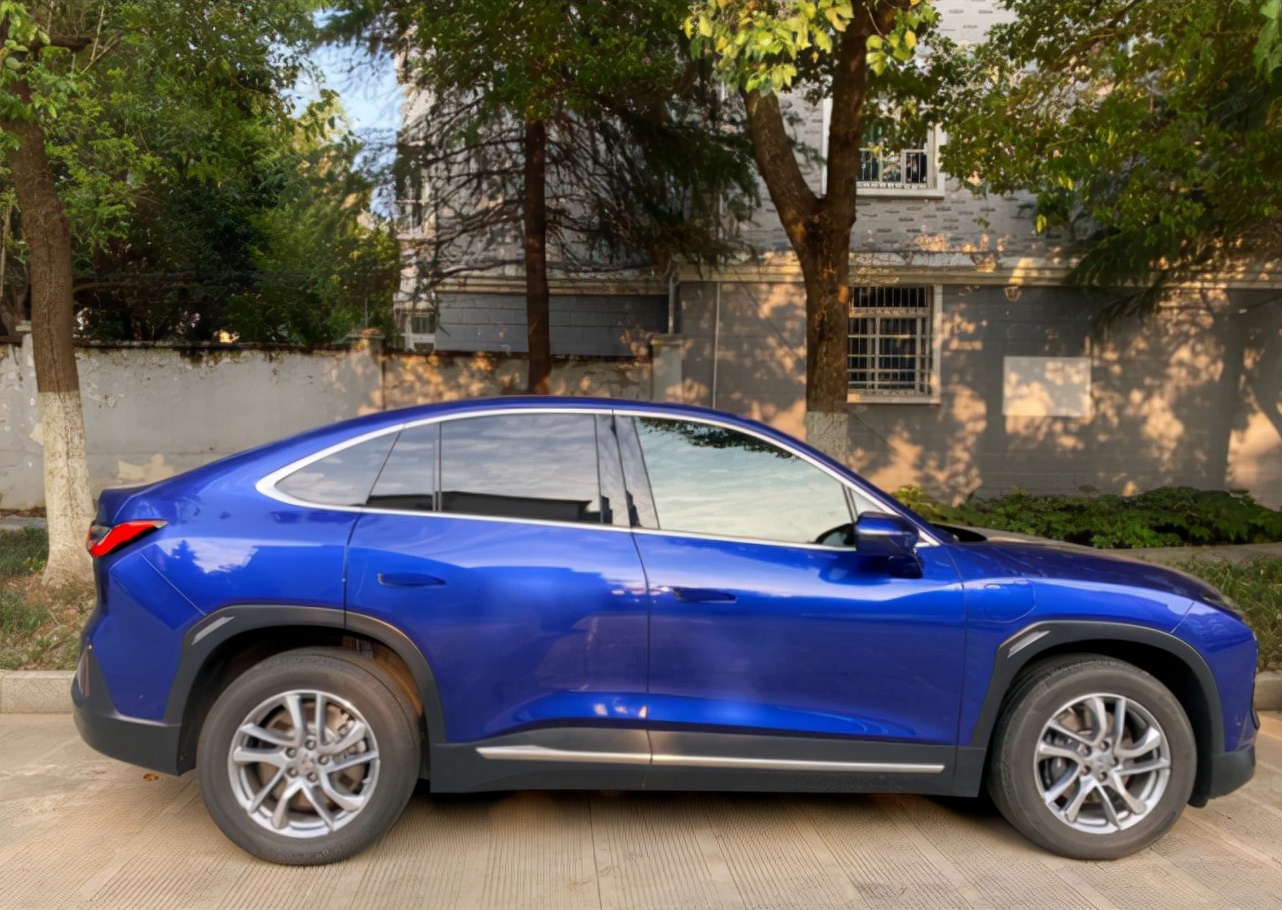 新款蔚来ec6车主真实感受,蔚来EC6真实试驾体验