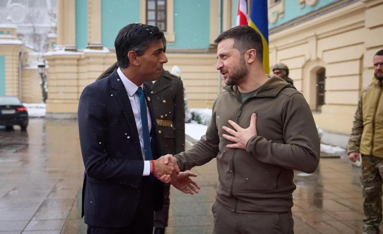 中方回应英国向乌交付贫铀弹,英国援助乌克兰贫铀穿甲弹