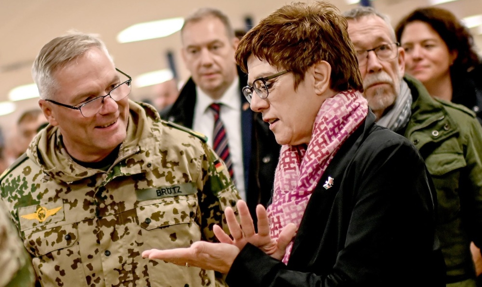 俄防长绍伊古揭示核武器使用条件,俄罗斯绍伊古有关核弹言论