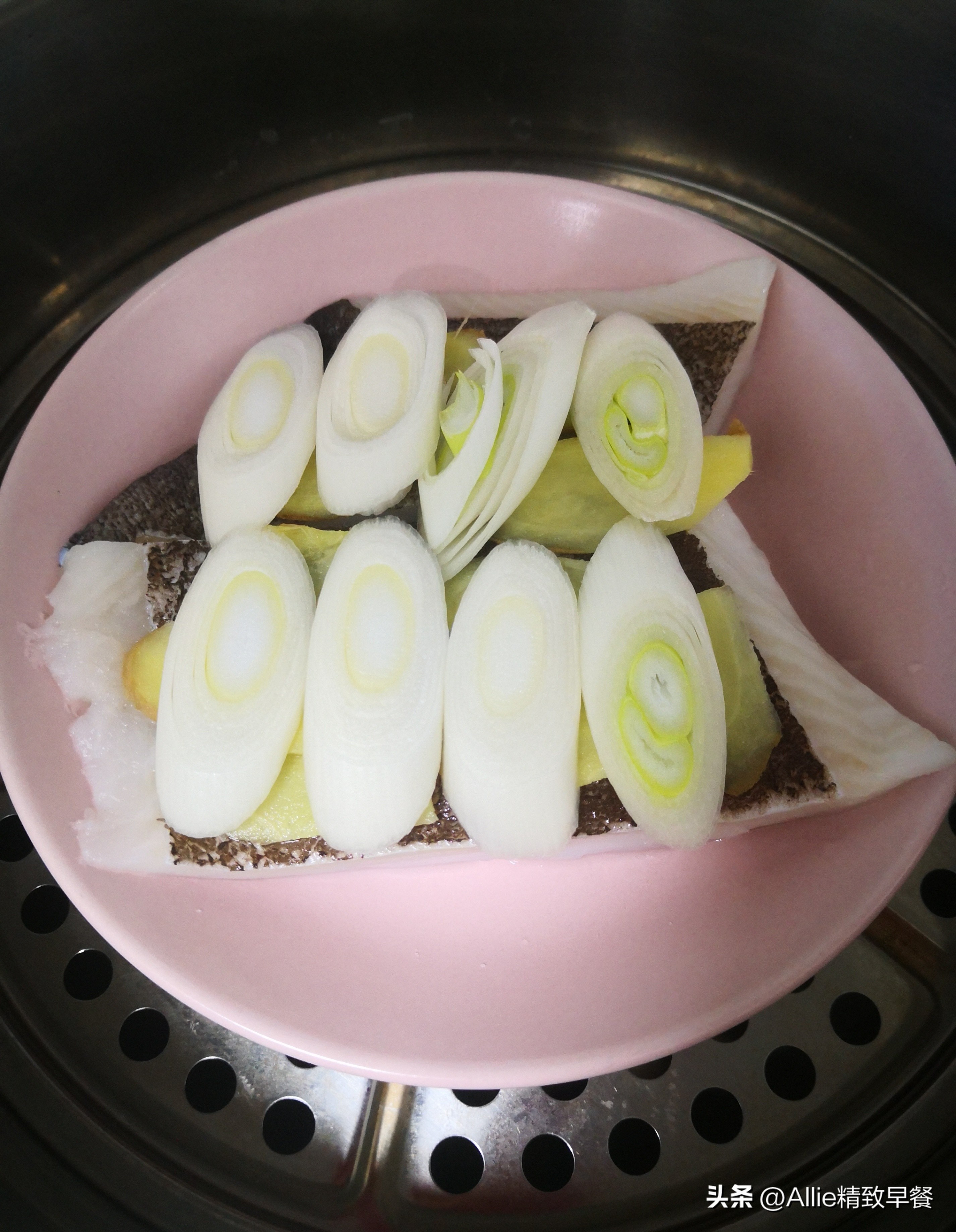 天气太热不想吃大鱼,凉拌莜面详细做法