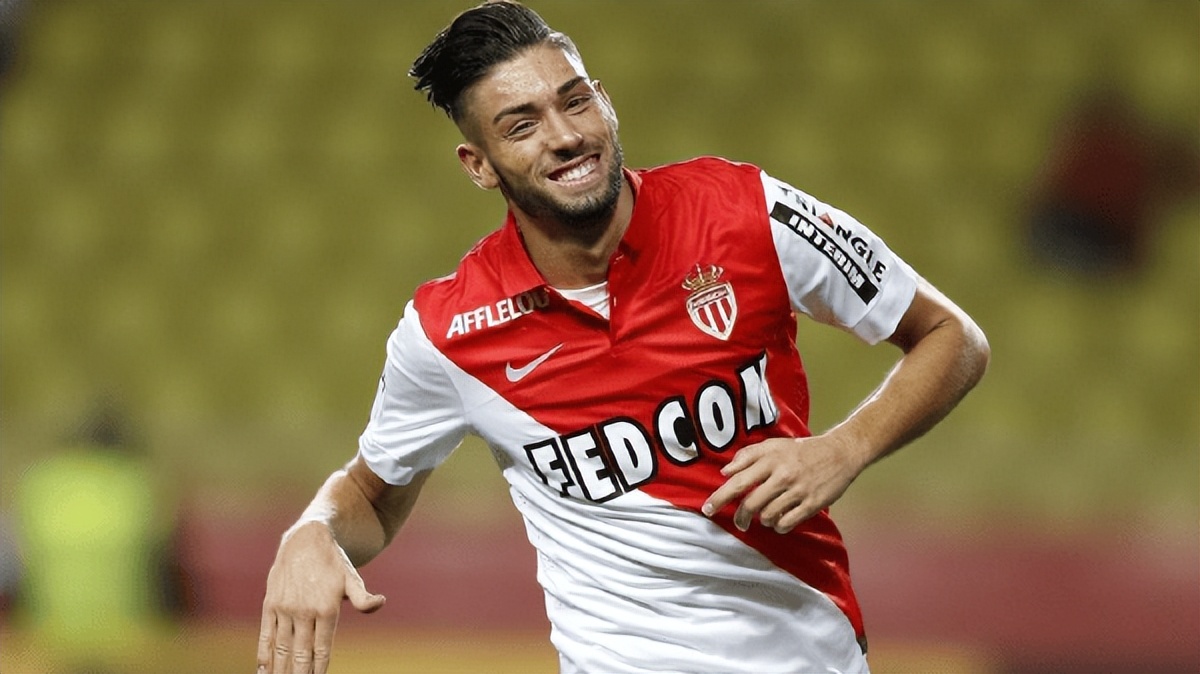 验货成功！29岁的前中超巨星，值得巴萨花2000万欧吗？