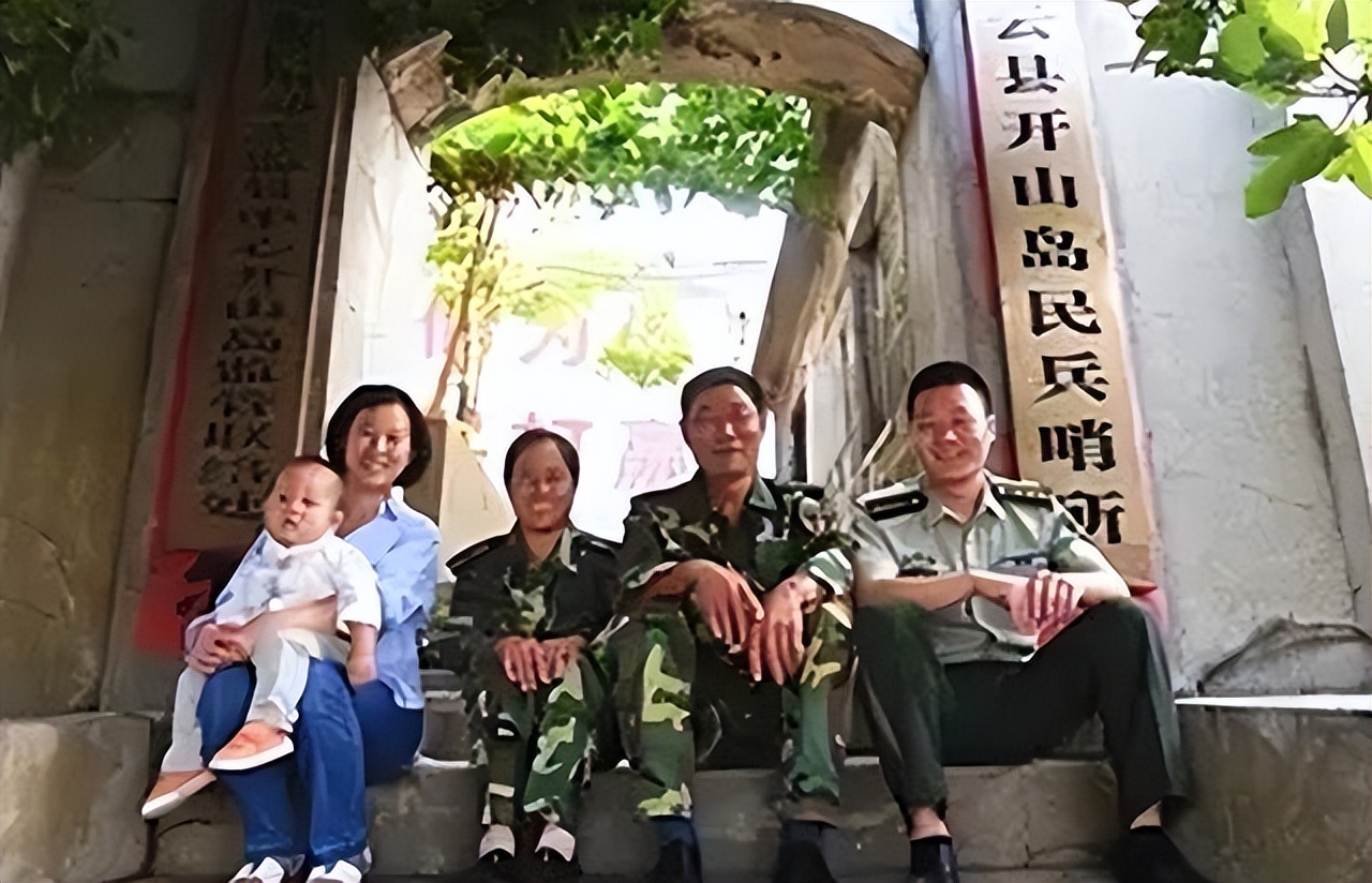 夫妻驻守孤岛32年,夫妇坚守孤岛32年