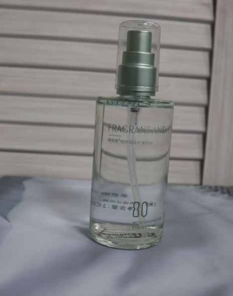 逆天改发！毛躁头发怎么改变发质，头发干燥可以用精油吗？