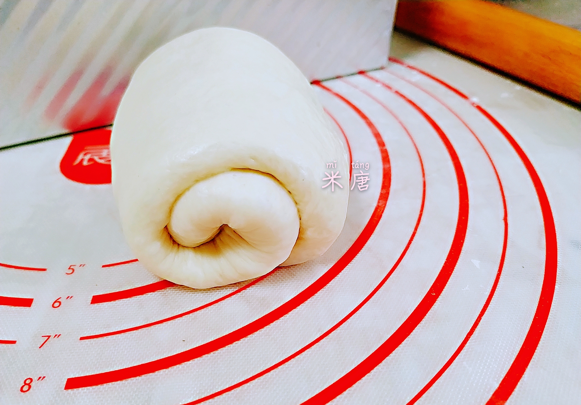 米唐麻麻吐司视频,轻松get简单又好吃的蒜香吐司