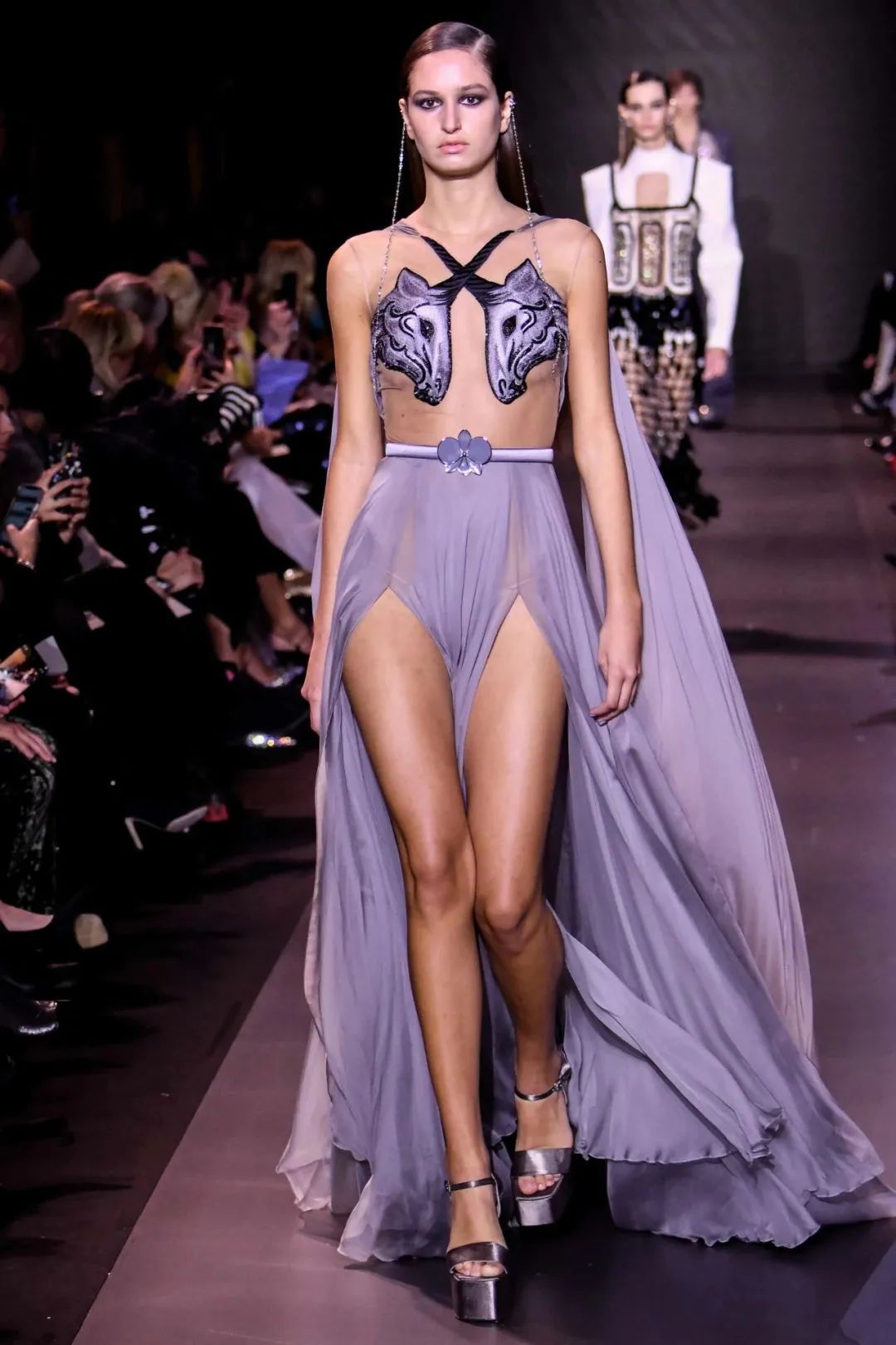 georgeshobeika2018时装秀完整版,georgeshobeika2016高定秀场