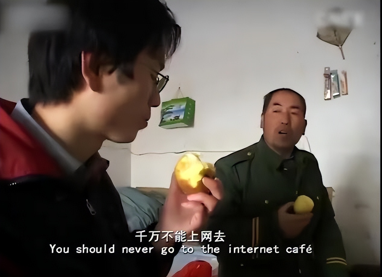 家境贫寒的农村大学生出路在哪,普通家庭的大学生出路在哪里