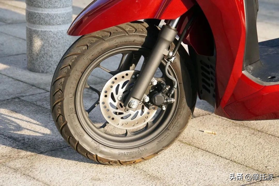 本田lead125新老款区别,本田lead125到底值不值得入手