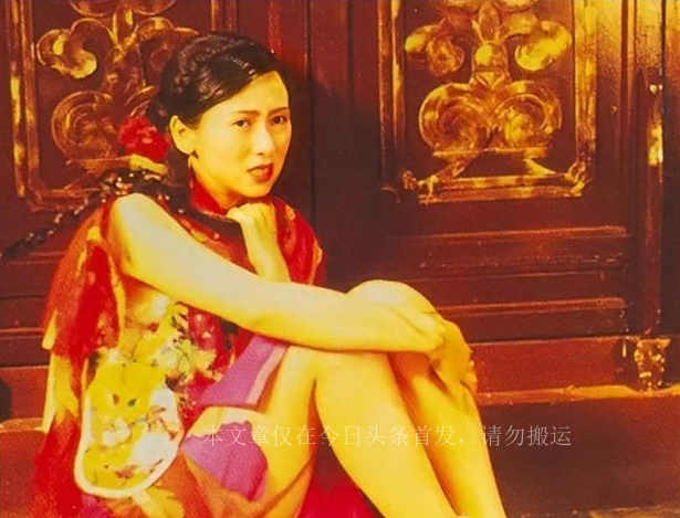 明明油头粉面，却偏要尬演警察，这6位女星演的刑警，真让人难受