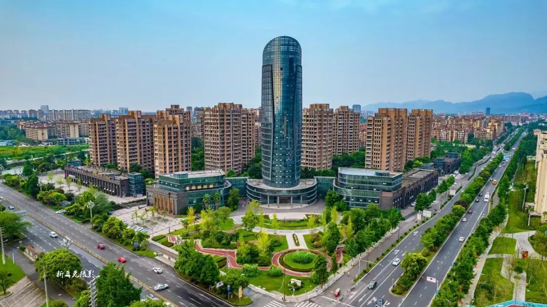 成都人为何如此偏爱都江堰,成都人对西安的偏爱