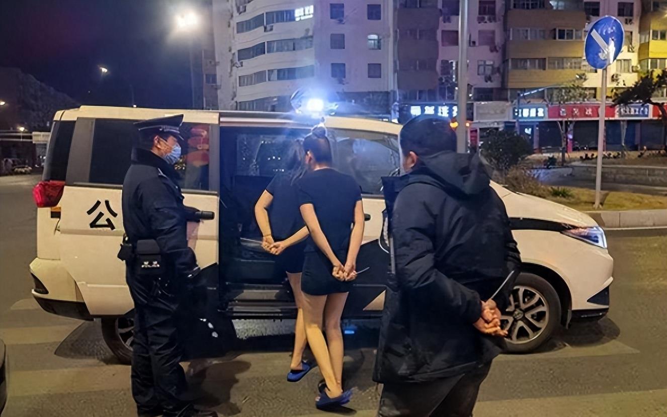 女大学生租别墅当*女妓**,2个月接客600人。只服务“高端客户”