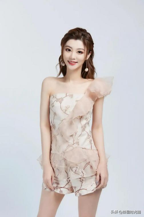 沈涛王牌女郎费沁雯,沈涛费沁雯直播