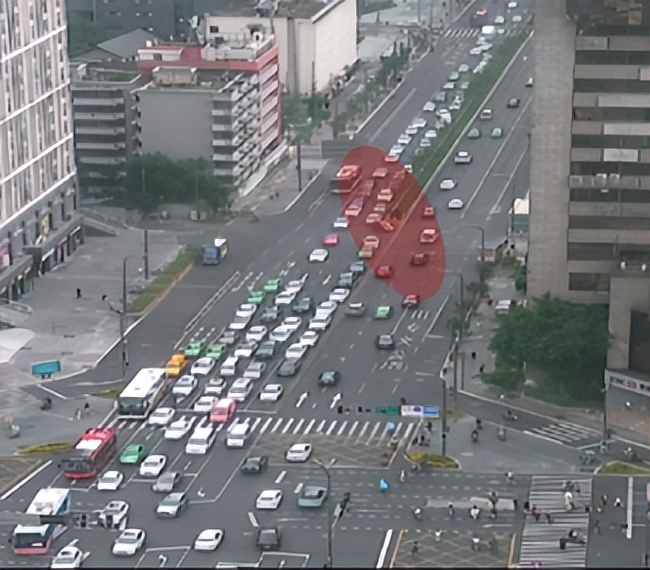 马路上的可变车道是什么,道路上的可变车道是什么意思啊