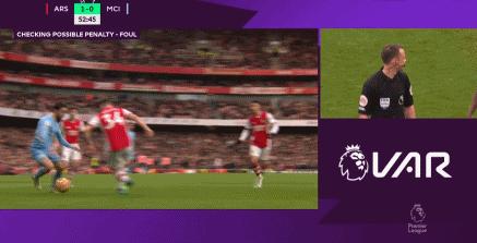 英超曼城3-1击败伯恩利,英超曼城2:1反超