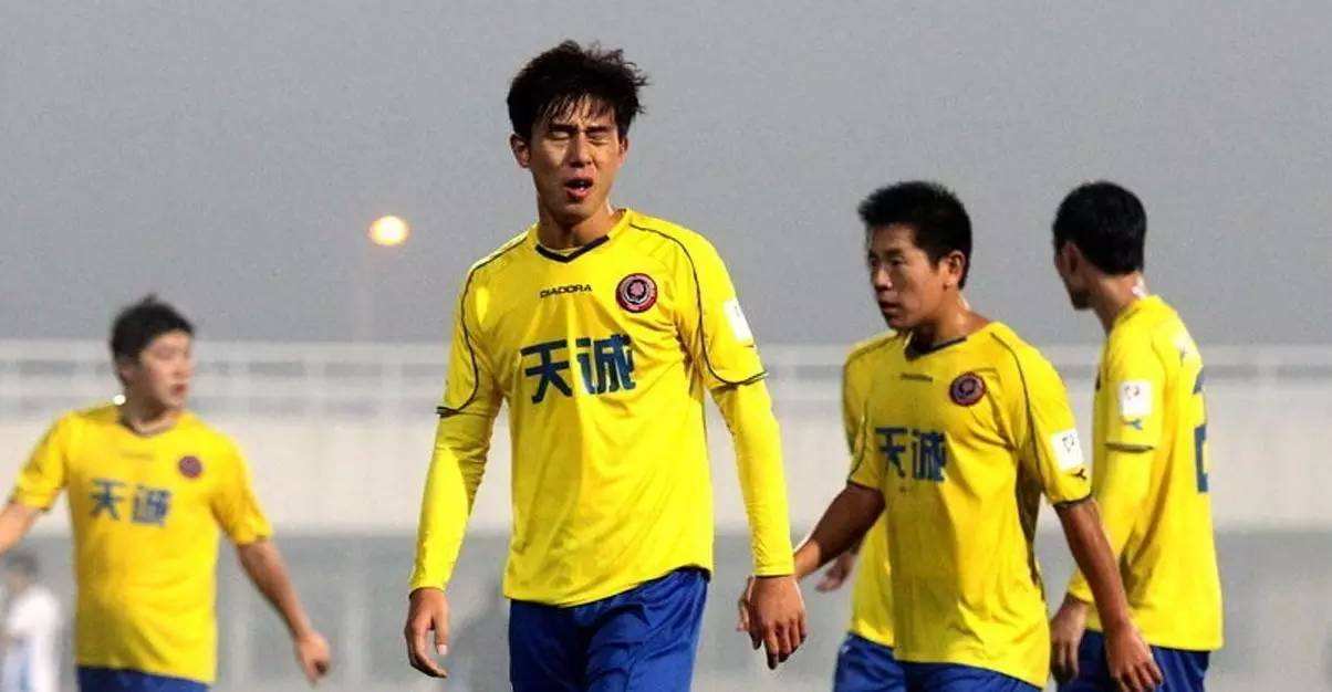 成都蓉城足球队今年是否有望冲超,中超19轮成都蓉城回放