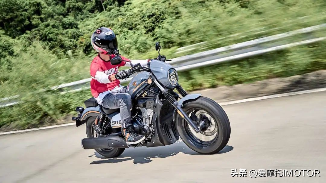 香帅苍云500max对比cm500,香帅苍云500max对比黑武士cm550