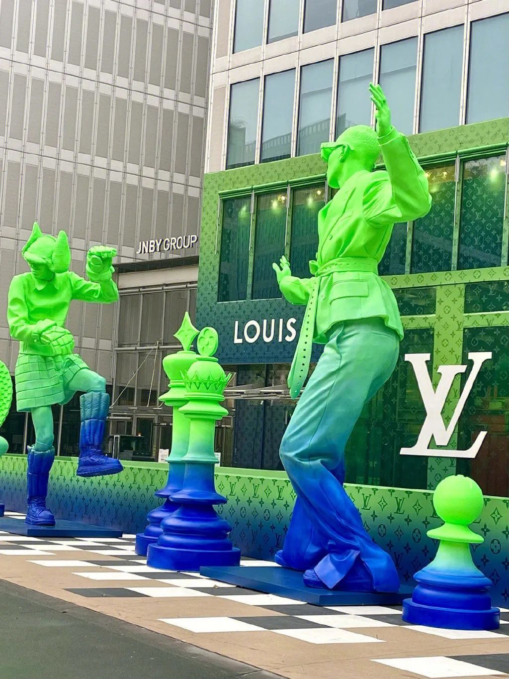 香奈儿变“屎奈儿”？网友：我是不懂设计了！救命啊!