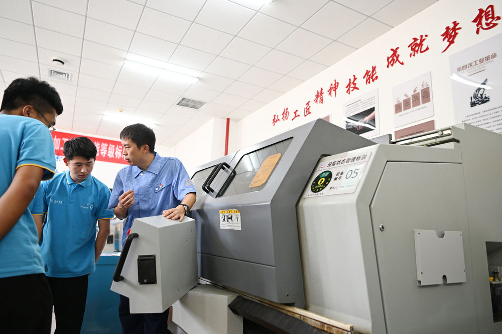 职业教育推动蓝领崛起,发展职业教育的新模式