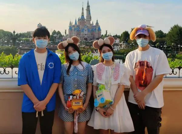 杨倩拿下奥运首金全过程,杨倩夺东京奥运首金射击全纪录