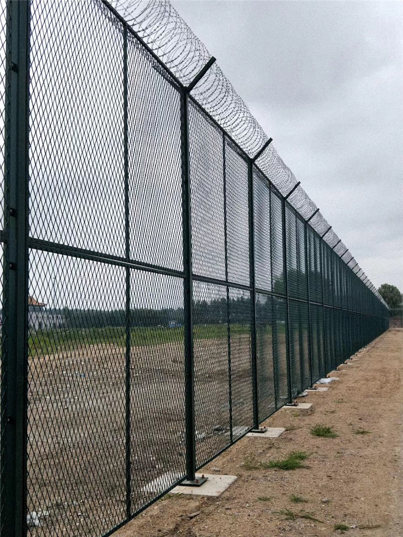 运动球场一般用什么围栏,正规美观的球场围栏