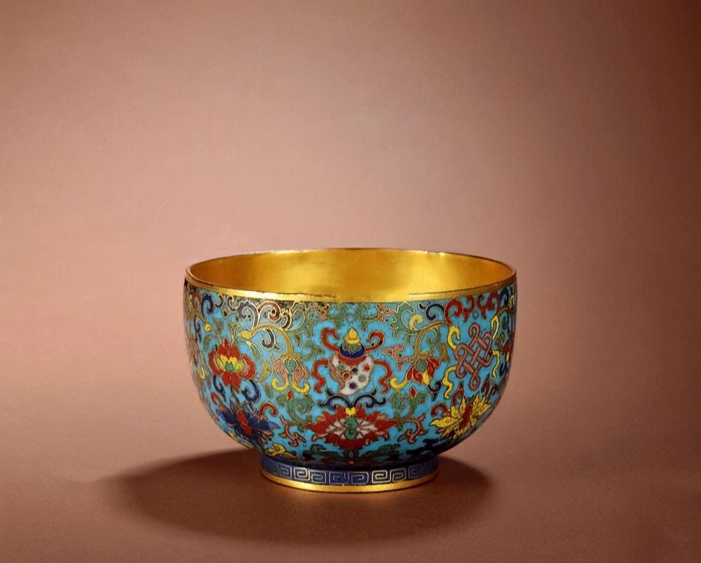 赏析清朝景泰蓝的历史与文化