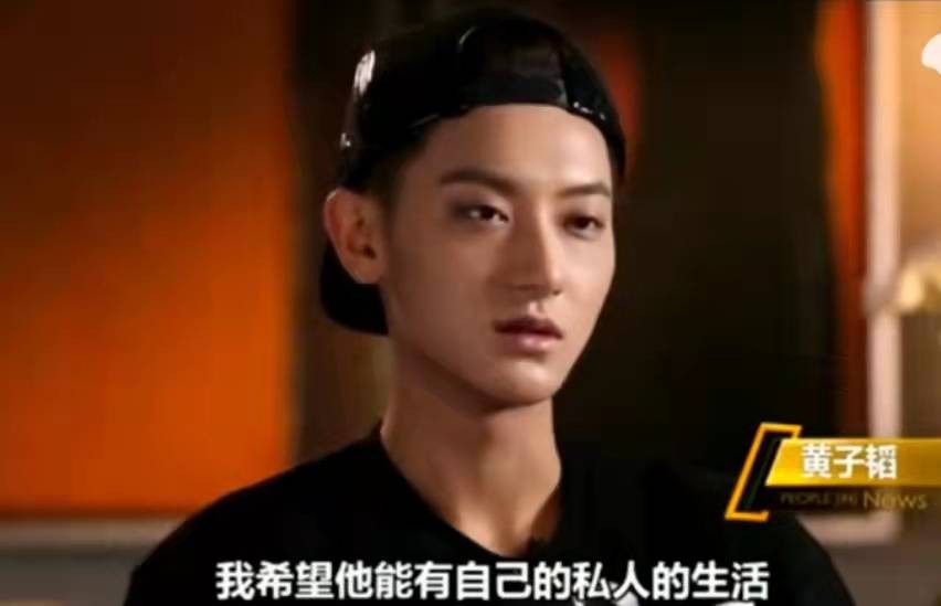 黄子韬与聋哑发小交流,黄子韬和他的聋哑朋友