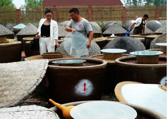 同样是酱油有什么区别,生抽老抽酱油味极鲜一品鲜的区别