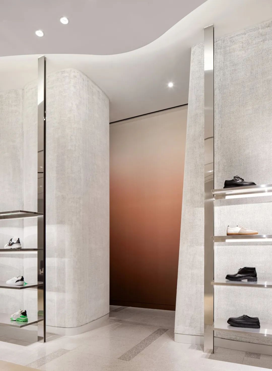 曾师出YABU，多伦多Burdifilek Studio独特设计理念！