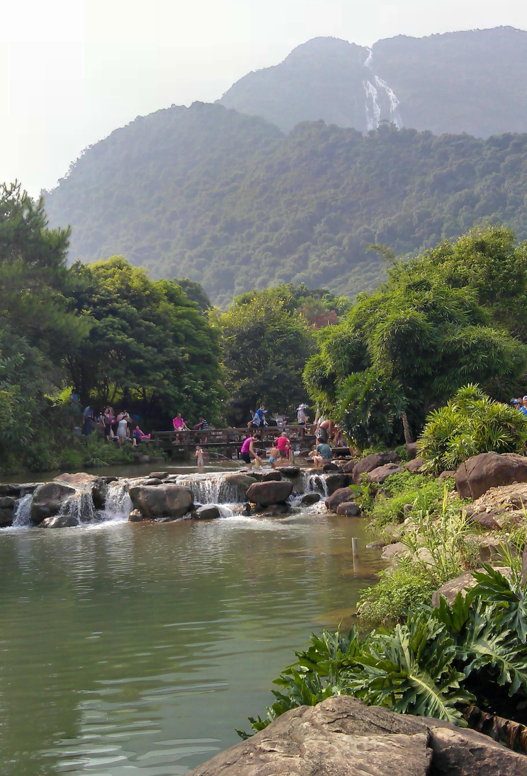 广州白水寨瀑布半人工半自然,广州市白水寨游玩景点