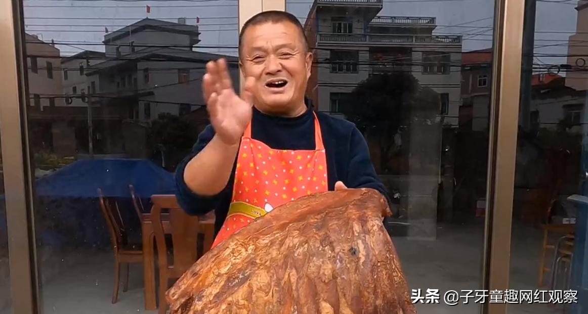 阿胖山做海鲜大咖,阿胖山做美食