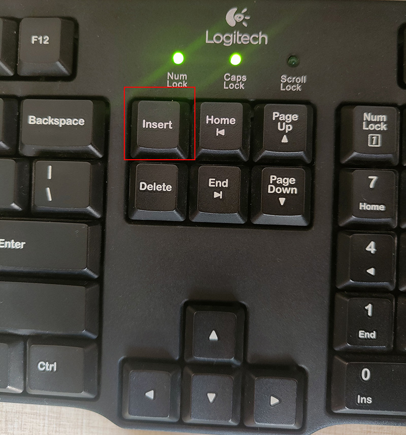 电脑打字后面的字被拼音挡住,word打字覆盖