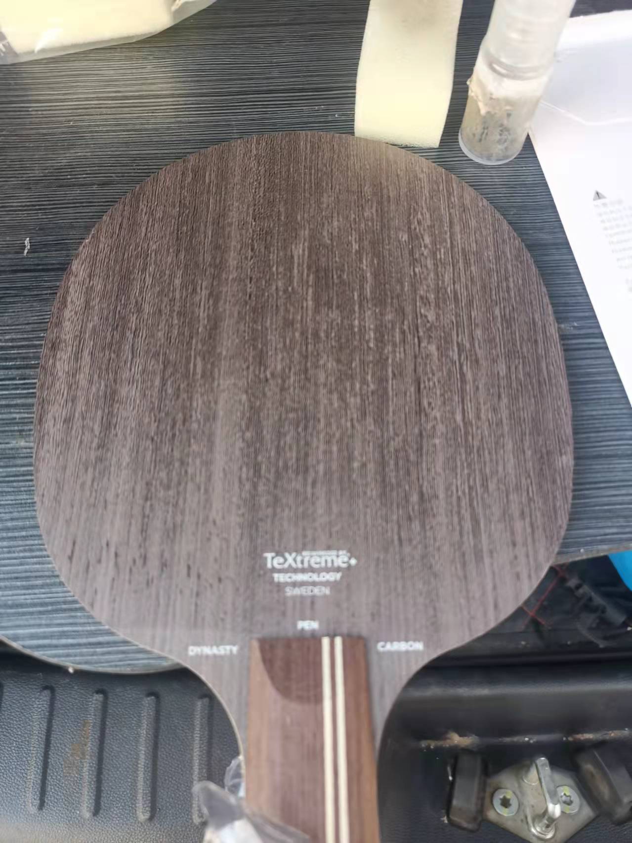 乒乓球粘拍只刷一层胶可以吗,乒乓球压拍技巧图解