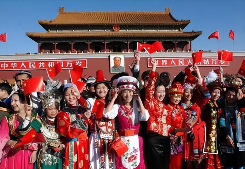 美国防部长讲述中国的计划,美国防部长和最高指挥官