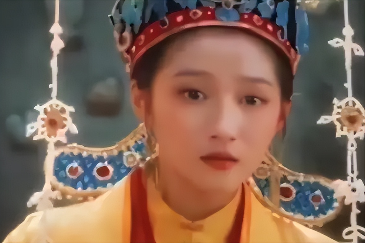 关晓彤红楼梦贾元春造型,关晓彤演薛宝钗