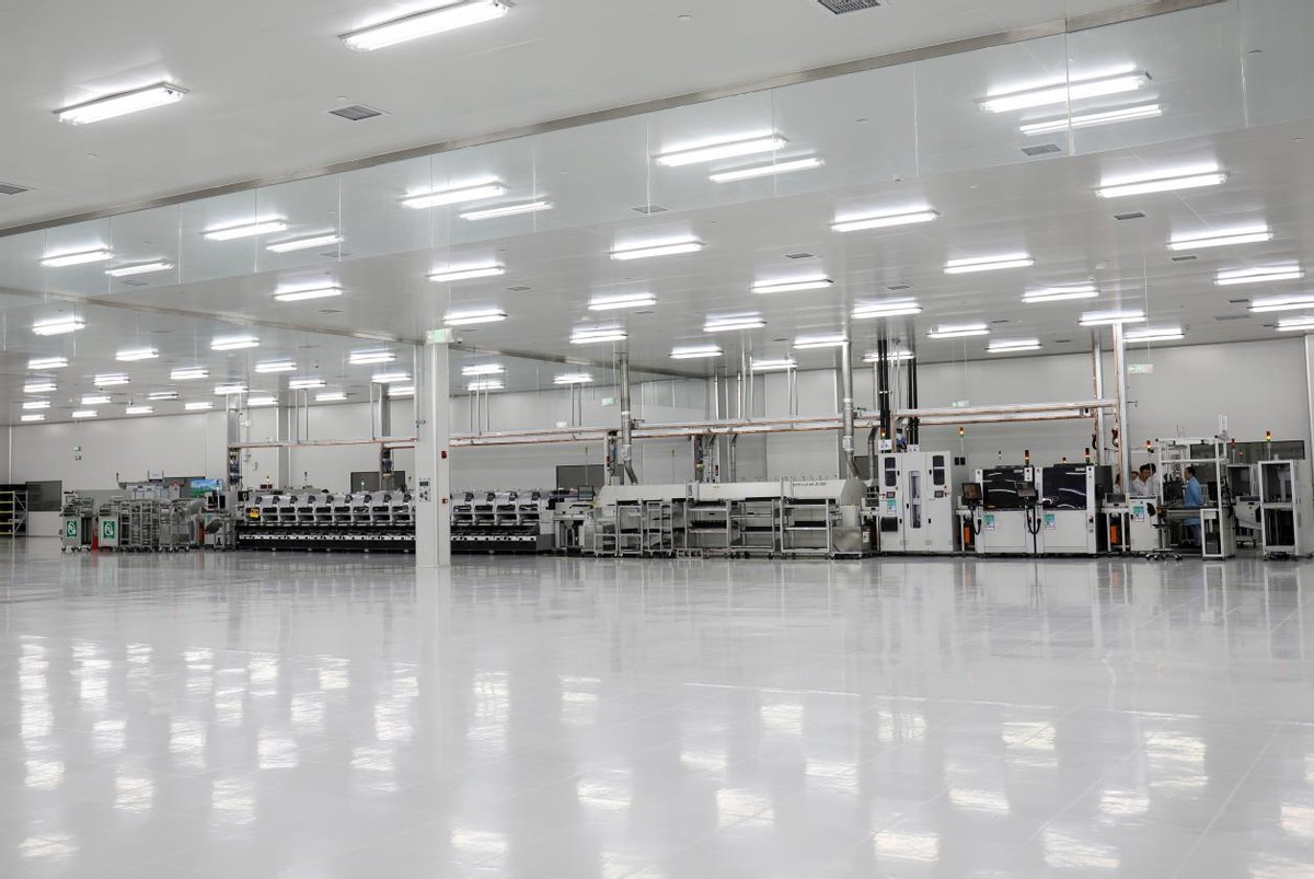 助力汽车产业“链式”发展联合汽车电子西安厂电子控制器产品成功下线