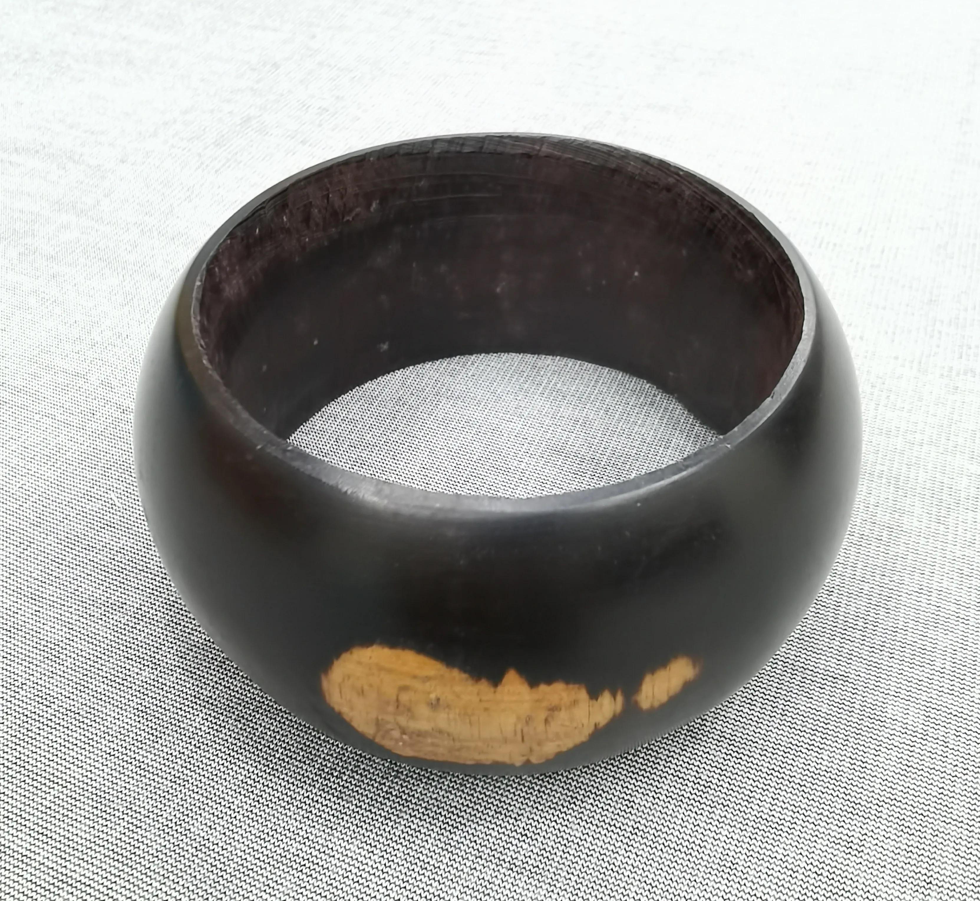 非洲乌木非乌沉木，乌木手镯上有肥猪