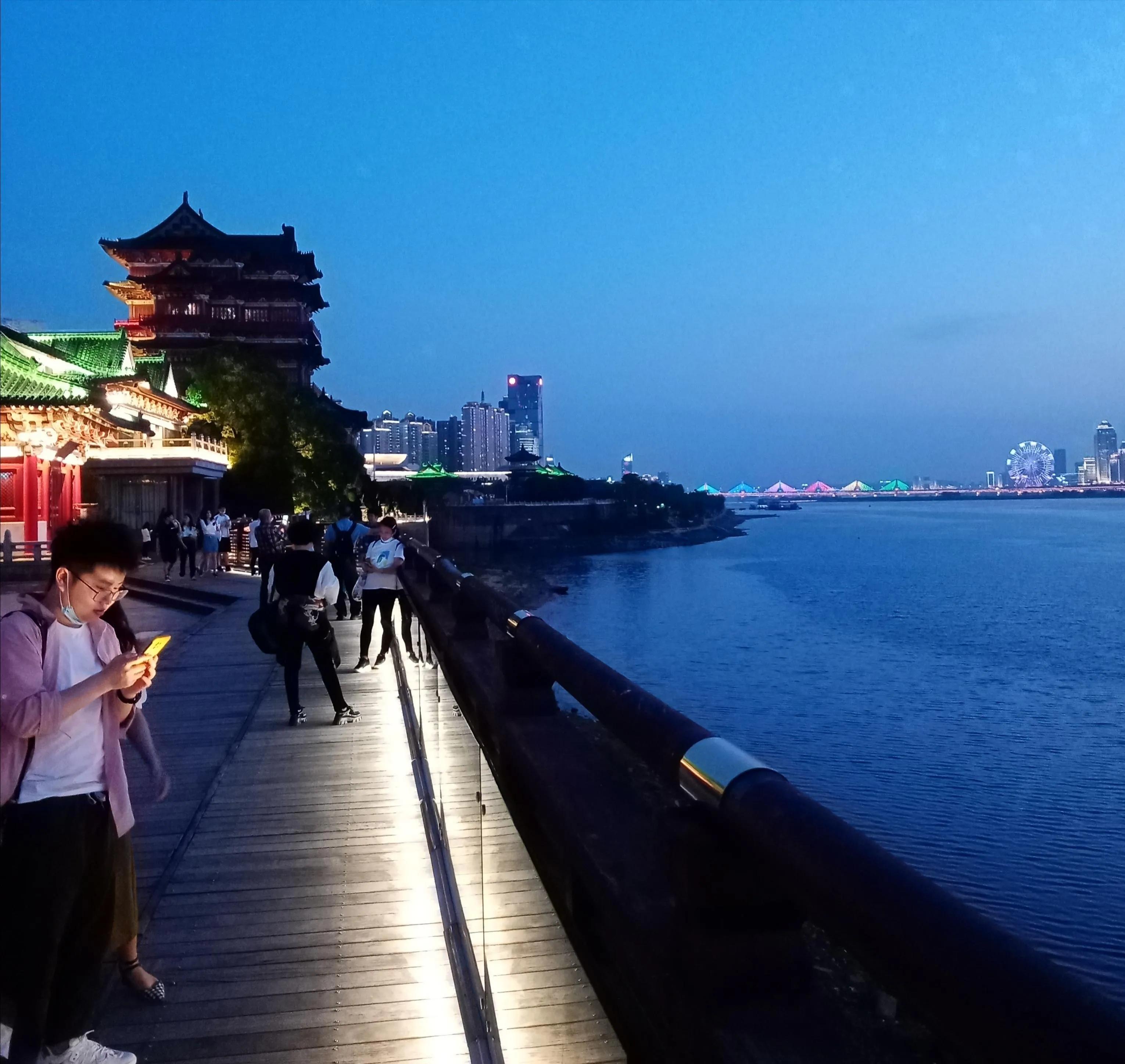 滕王阁是十大名楼之首,滕王阁是江南第一名楼