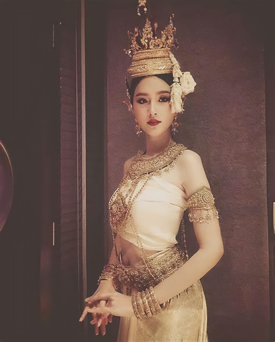 泰国人妖的“血泪史”，揭秘人妖背后的真正生活