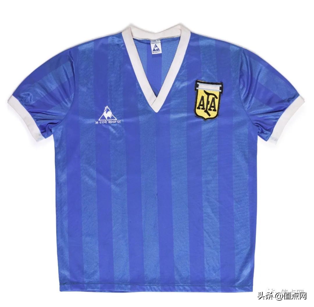 马拉多纳1986年世界杯球衣拍卖,马拉多纳签名足球多少钱