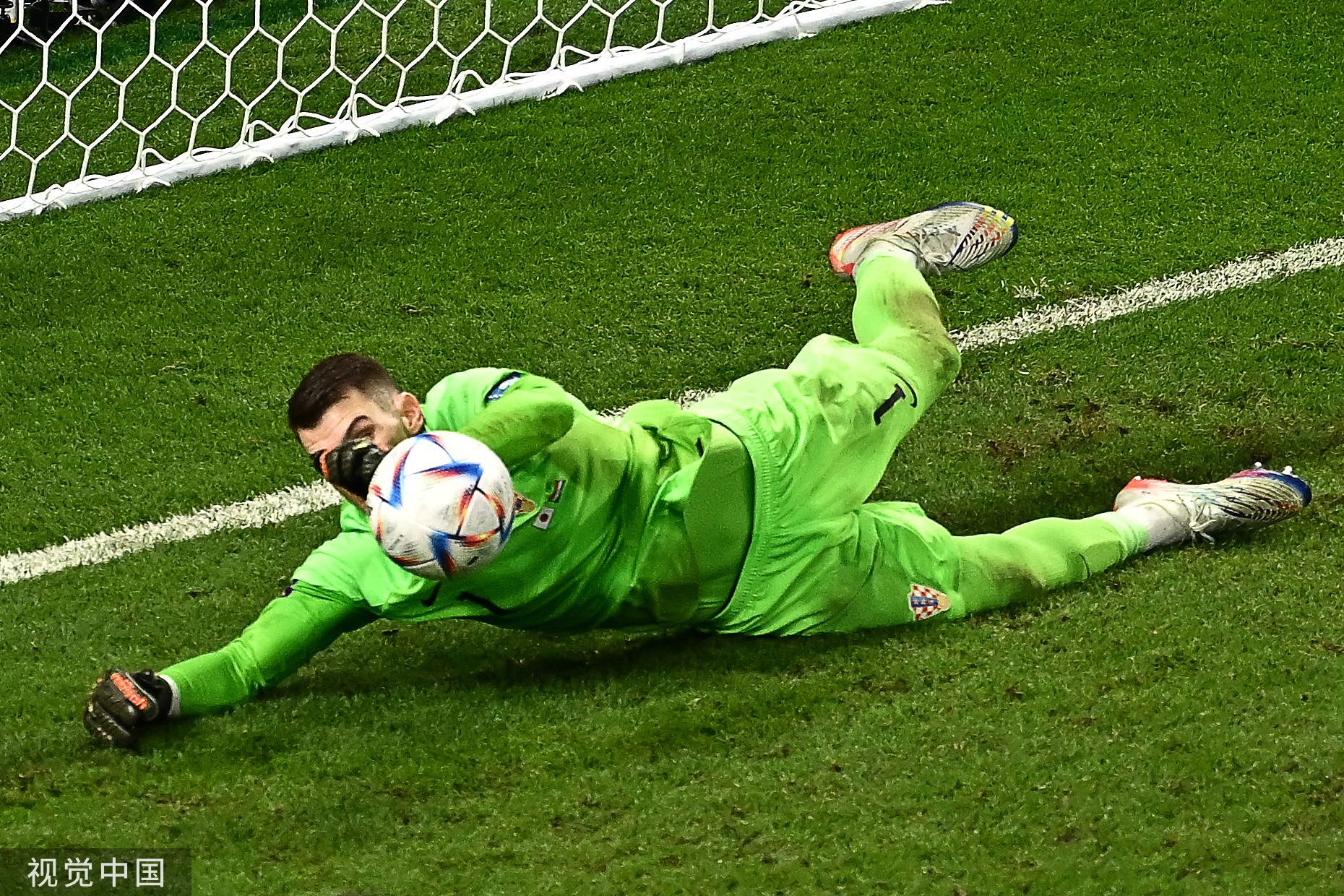 世界杯点评：三扑点球成英雄；嘲讽韩国不要脸；巴西狂舞被名宿批