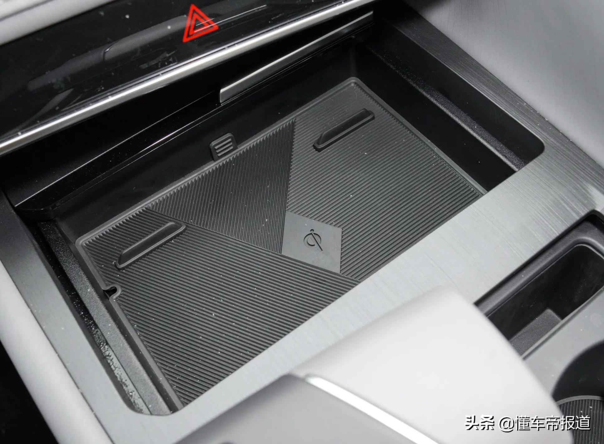 长安cs75plus1.5t自动豪华版,长安第二代cs75plus1.5尊贵零首付